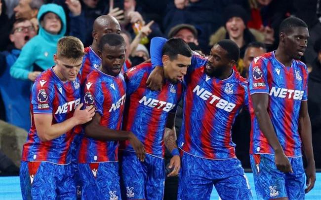 Ipswich vs Crystal Palace: Cuộc chiến nửa dưới BXH 2 Cuộc đối đầu cân bằng giữa Ipswich và Crystal Palace trong trận chiến trụ hạng
